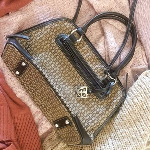 BRAND NEW Giani Bernini purse handbag 😍💖